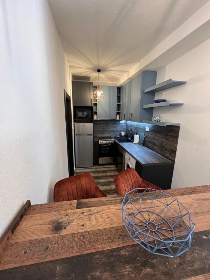 Apartment Marteli Тиват Екстер'єр фото