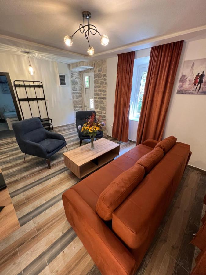 Apartment Marteli Тиват Екстер'єр фото